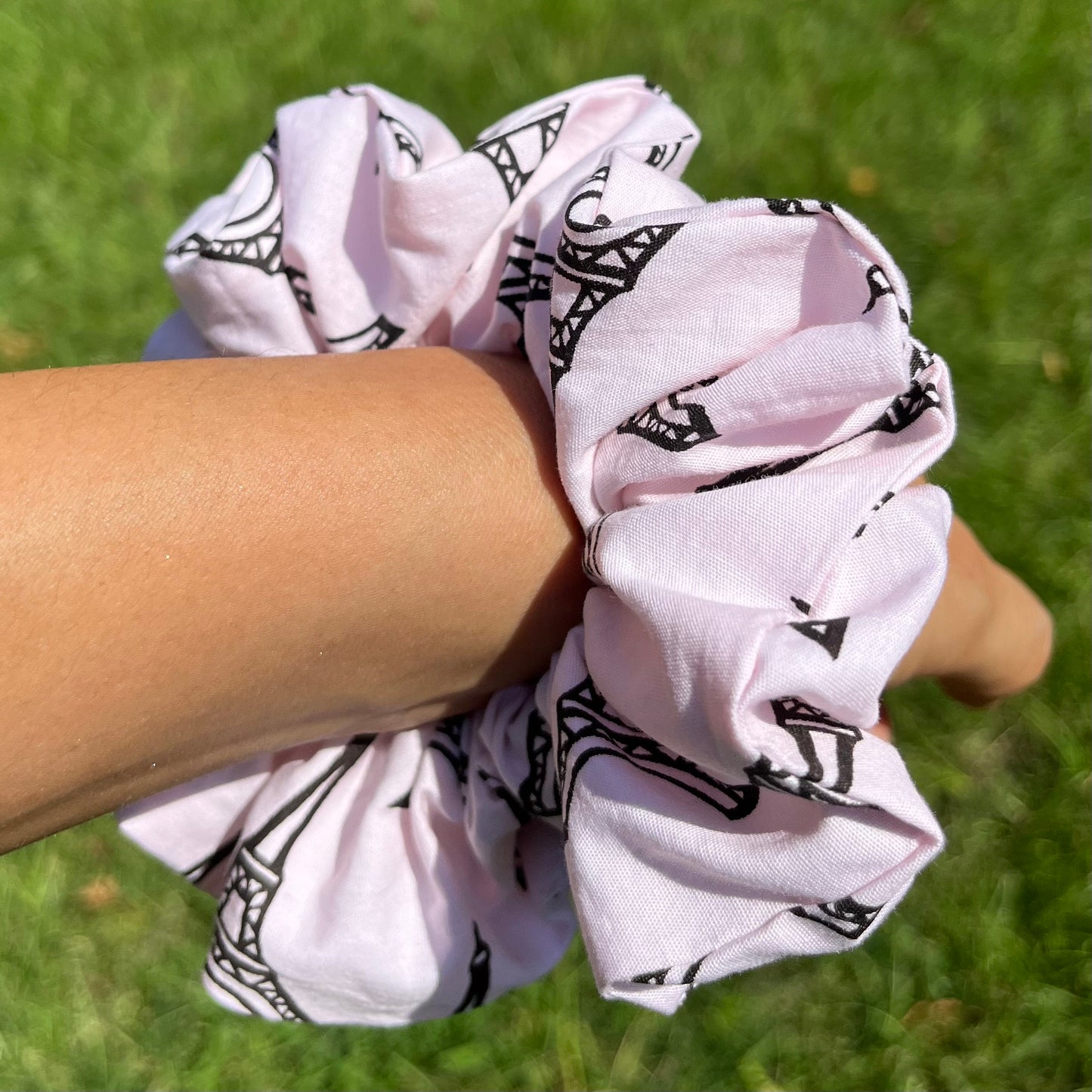 World Traveler non-stretch Scrunchie