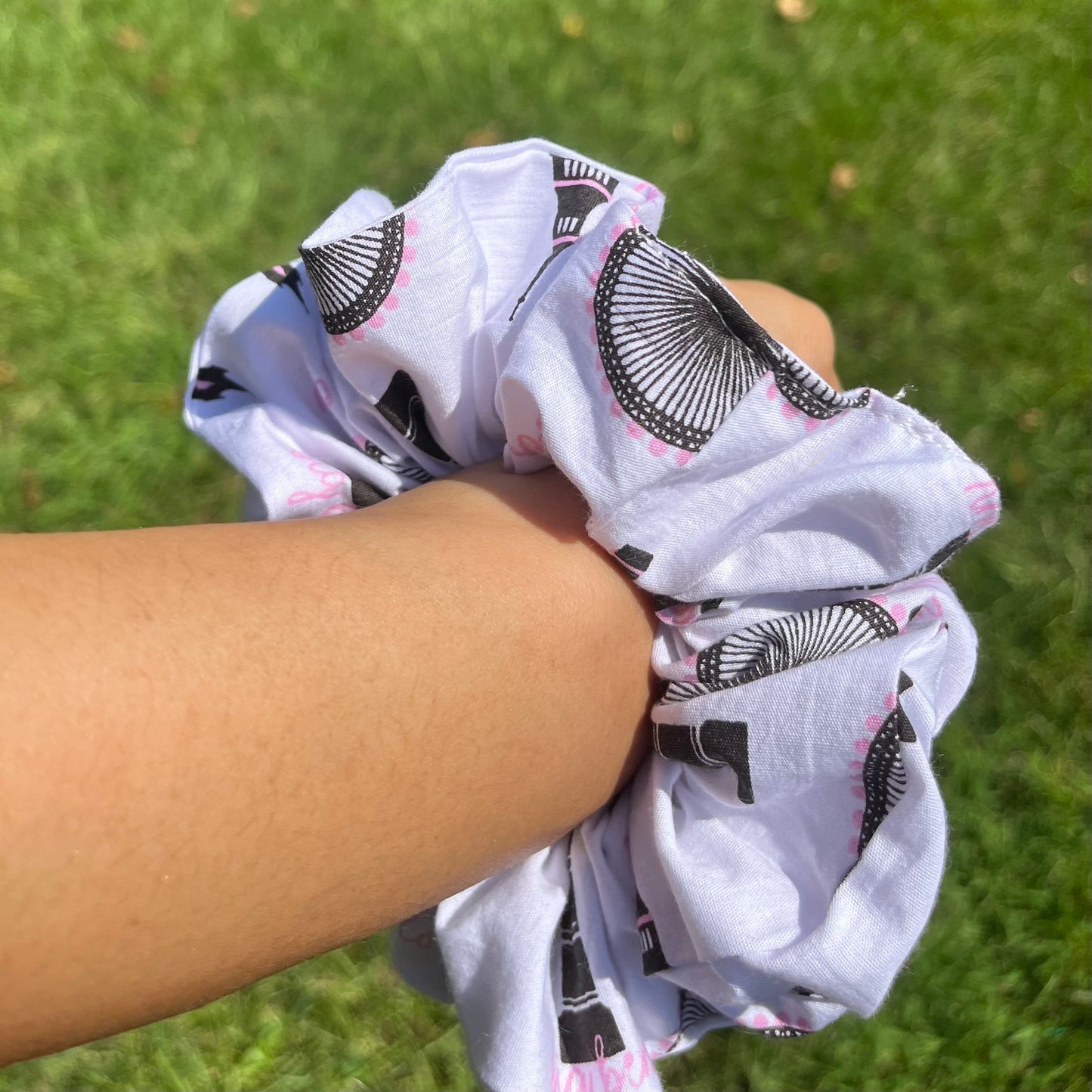 World Traveler non-stretch Scrunchie