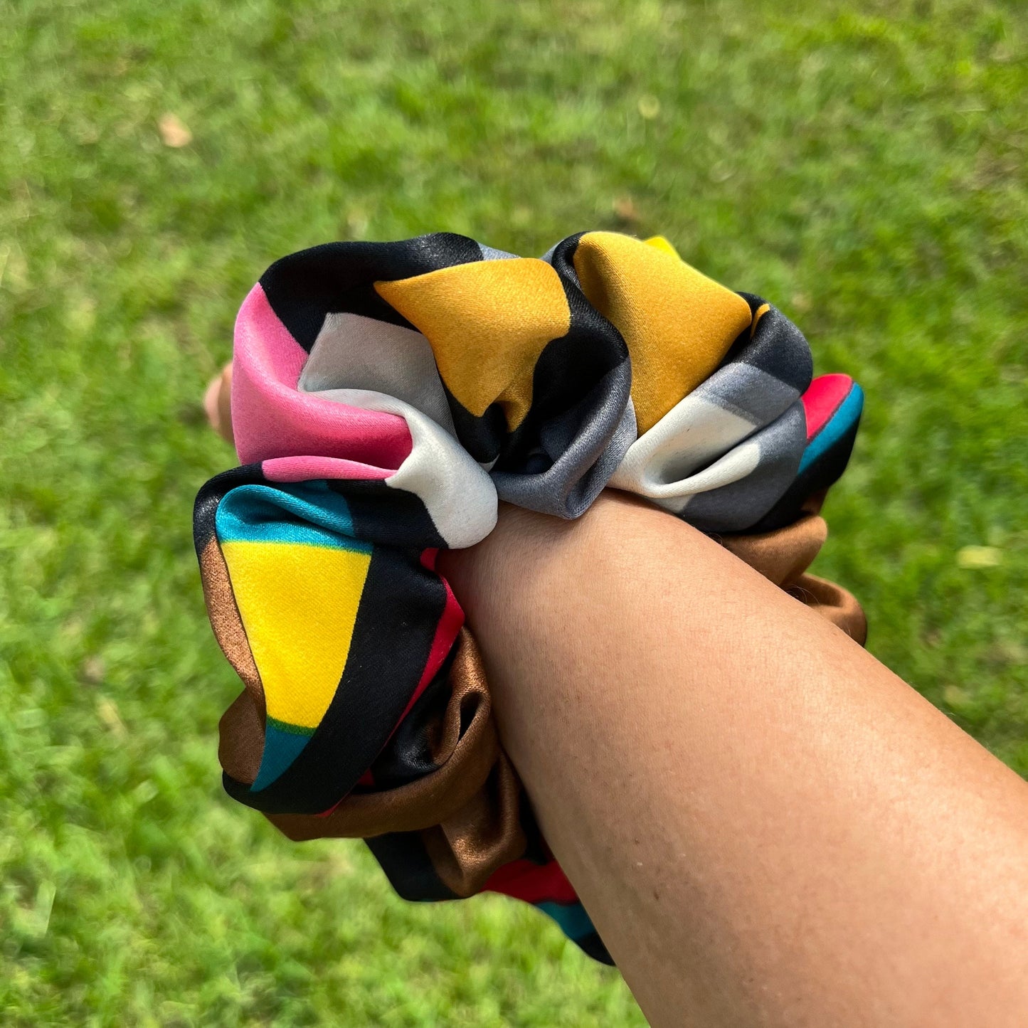 90s inspired colorful Scrunchie